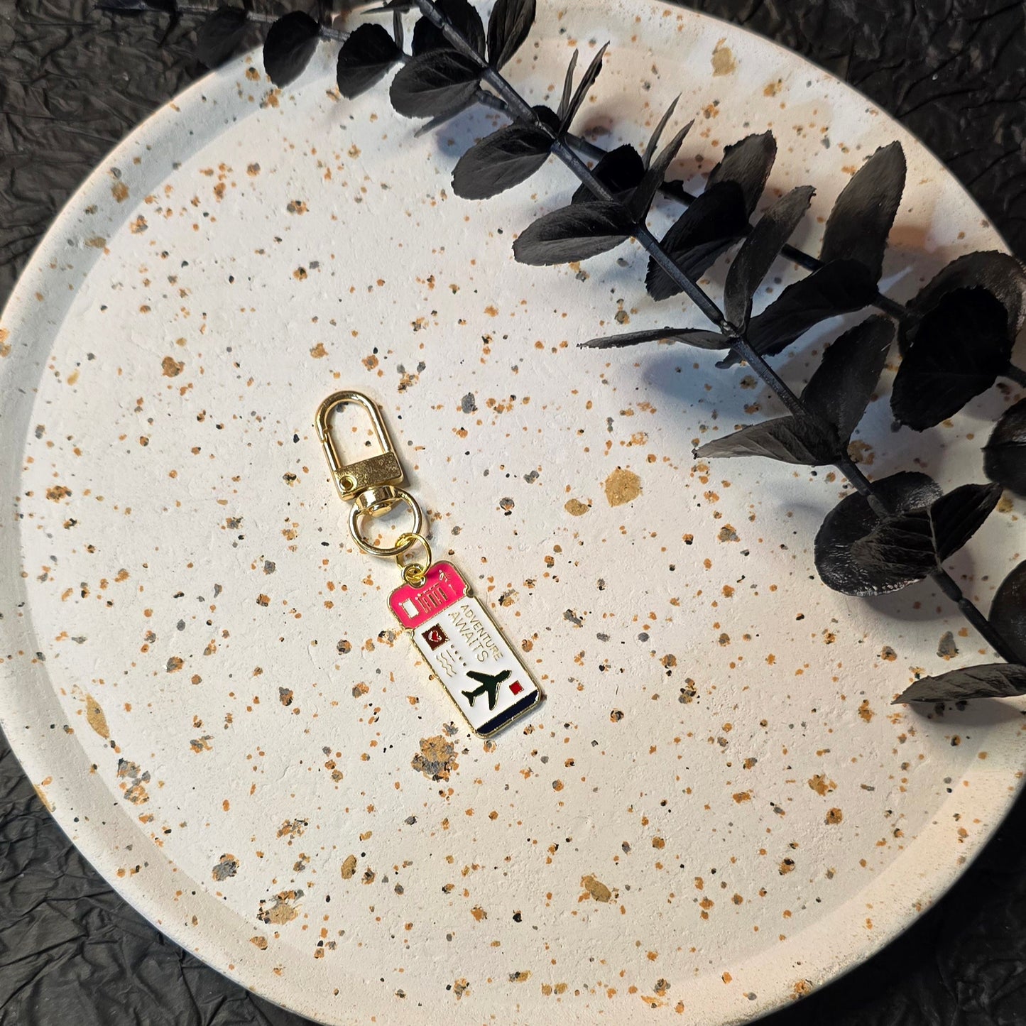 Anhänger Flugticket div. Farben