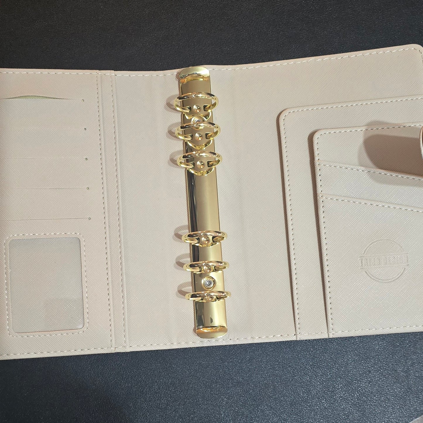 Ringbuch Saffiano A6 Tri(j)o